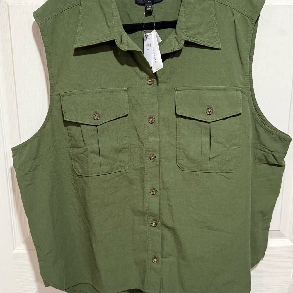 Banana Republic Button Down Safari Shirt